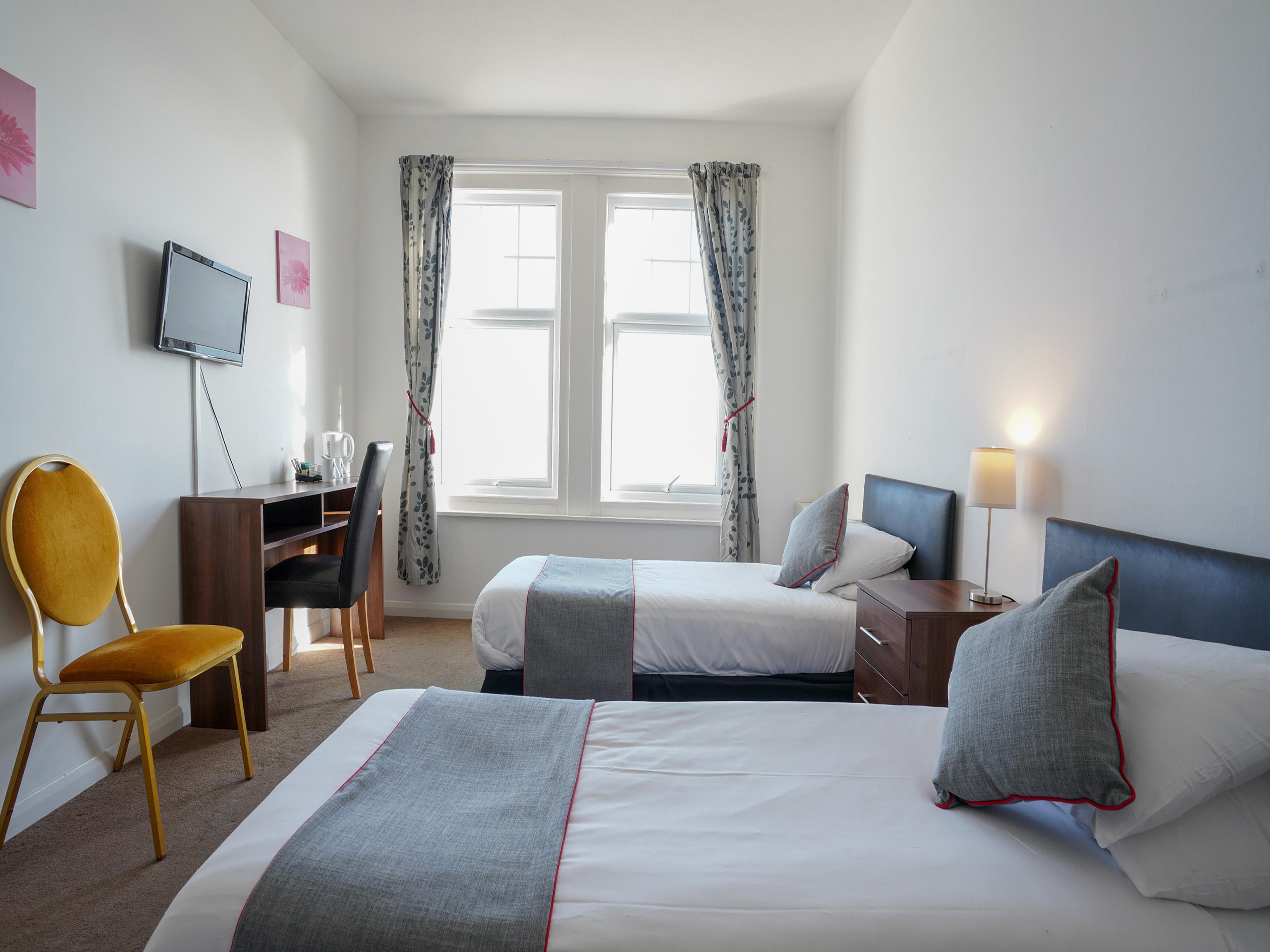 Oyo Shanklin Beach Hotel Экстерьер фото