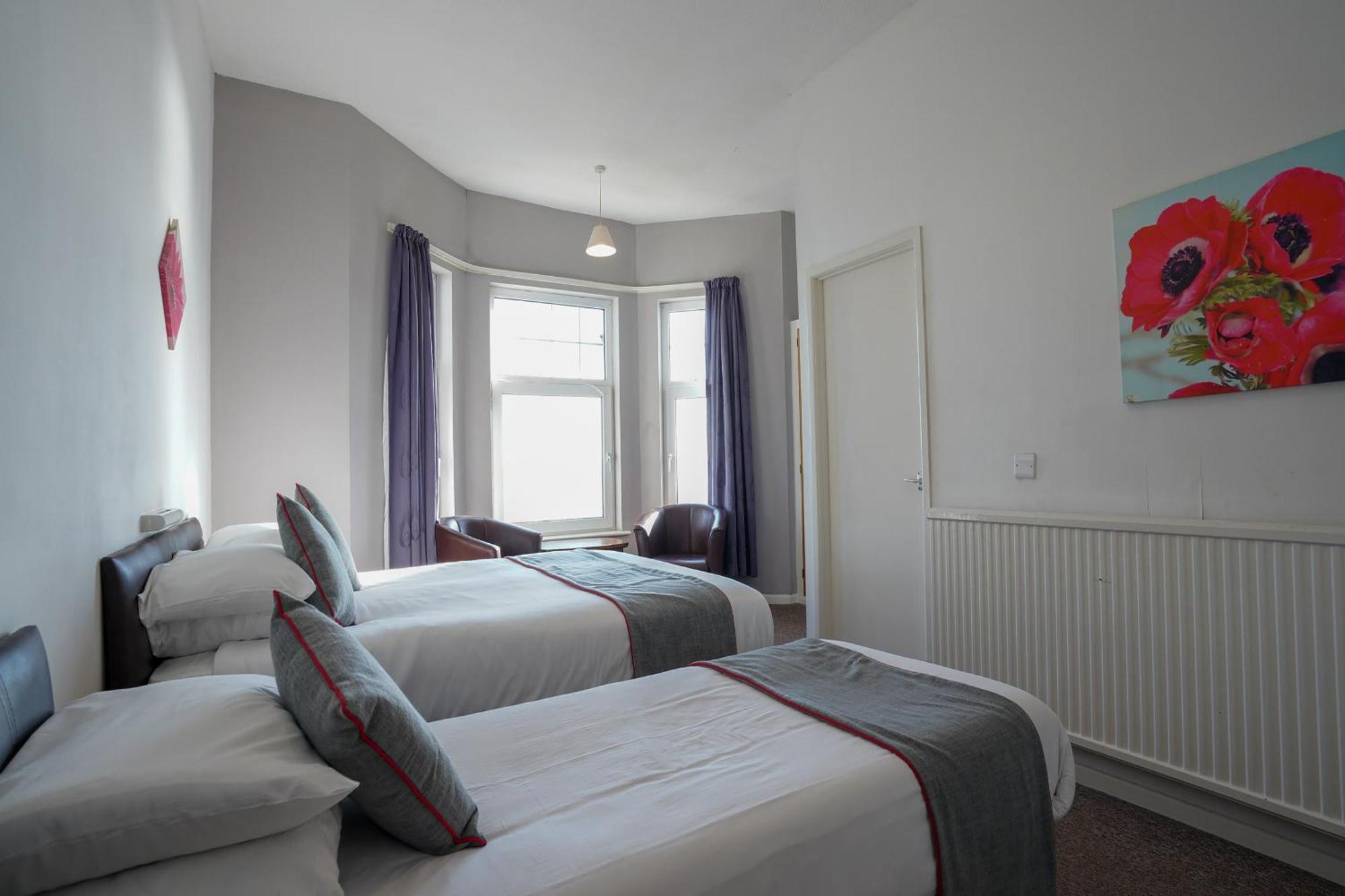 Oyo Shanklin Beach Hotel Экстерьер фото