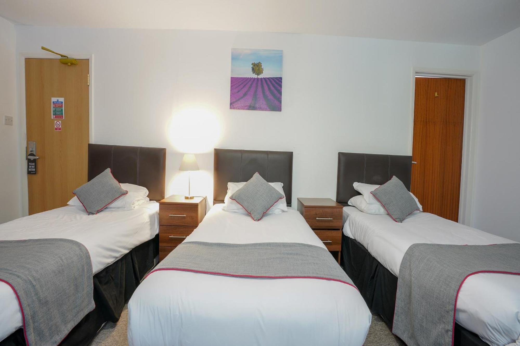 Oyo Shanklin Beach Hotel Экстерьер фото